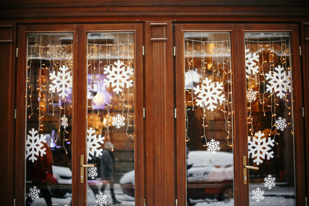 professional christmas decorating for commercial space