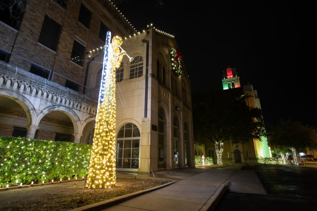 commercial holiday lighting installation